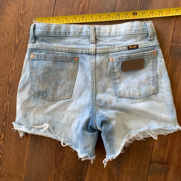 Wrangler Pants - Denim cut offs